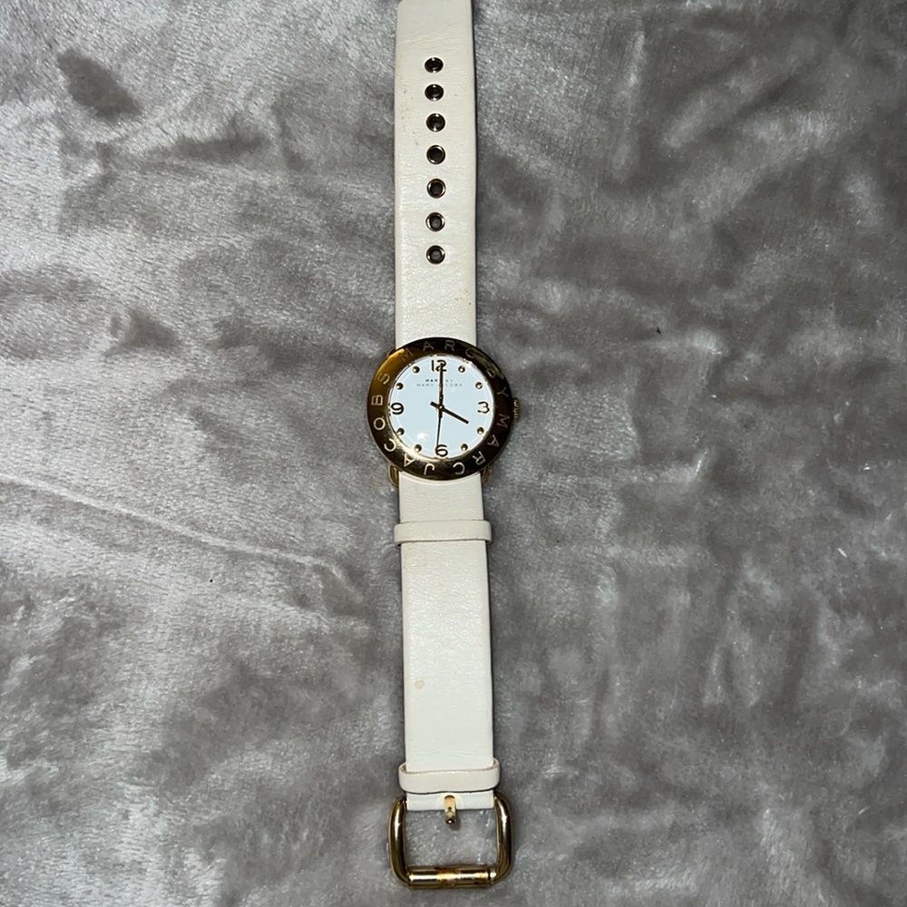 Marc Jacob’s watch, band has some wear and tear - genuine leather